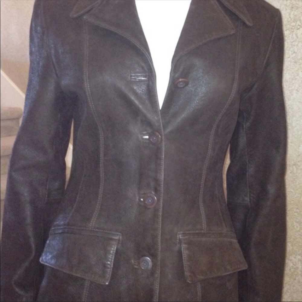 Leather jacket - Picture 3 of 10